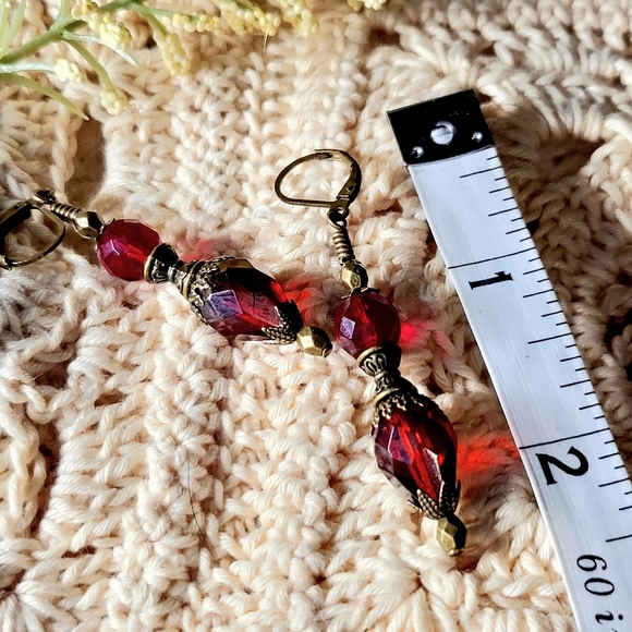 Romantic Victorian Ruby Red Drop Earrings - Picture 4 of 12